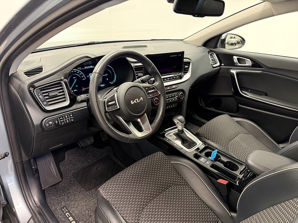 Kia XCeed Plug-in Hybrid DCT, 141hk, 2022