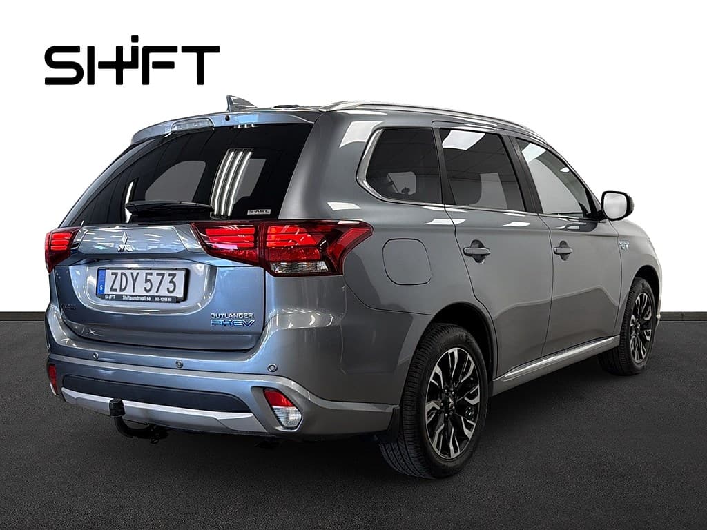 Mitsubishi Outlander PHEV CVT, 203hk, 2018
